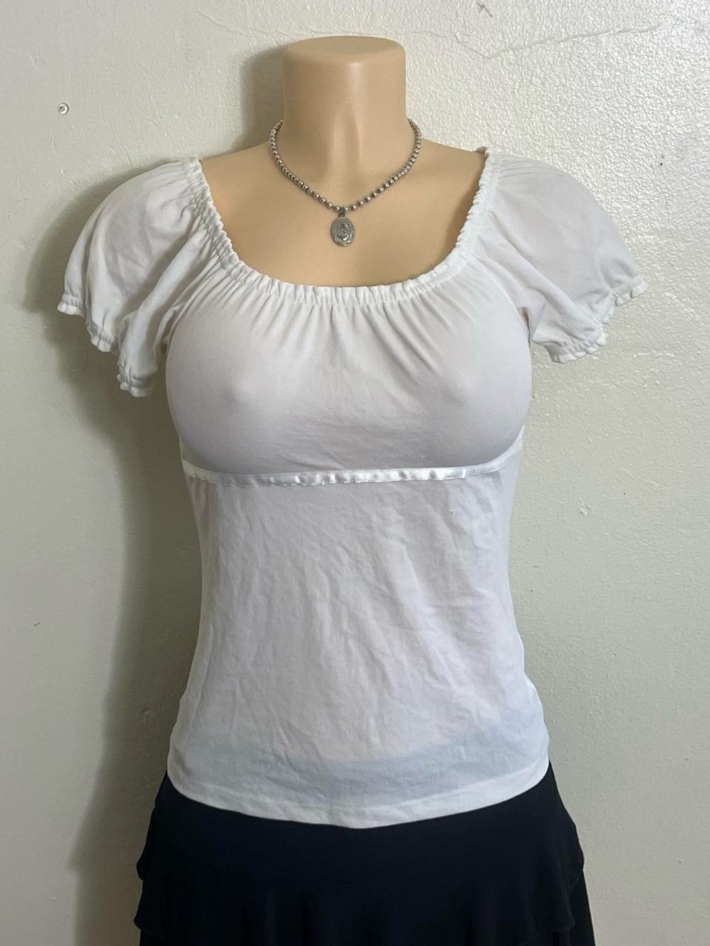 Wet Seal White Empire-Seam Puff Sleeve Top